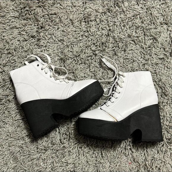 Women’s Vintage Iron First White Platform Boots Size 7 - Picture 1 of 4